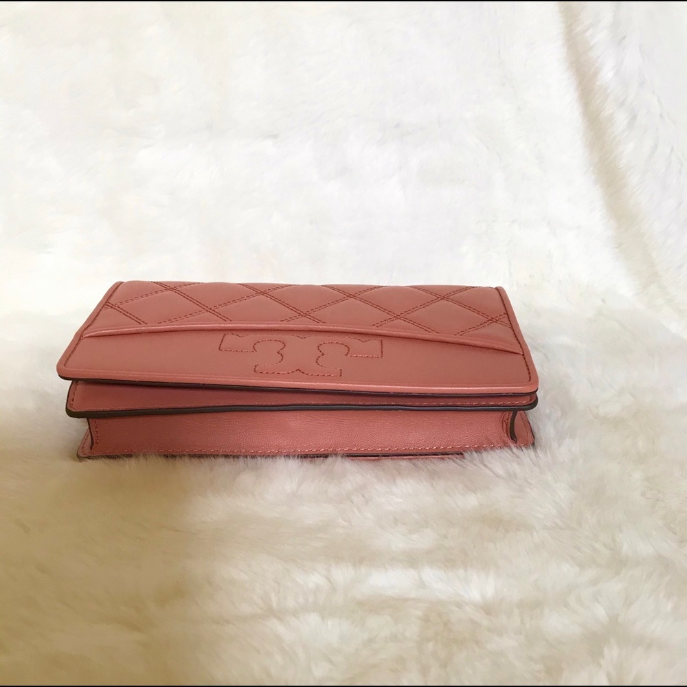 Tory Burch Savannah Chain Flat Wallet - Picture 5 of 10